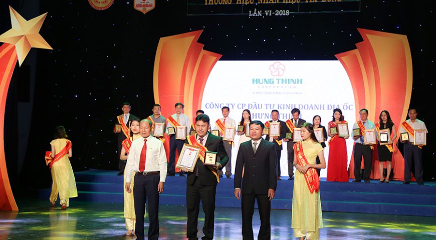 Ông Nguyễn Nam Hiền đón nhận giải thưởng Sao vàng doanh nhân đất Việt 2018 – Tập đoàn Hưng Thịnh